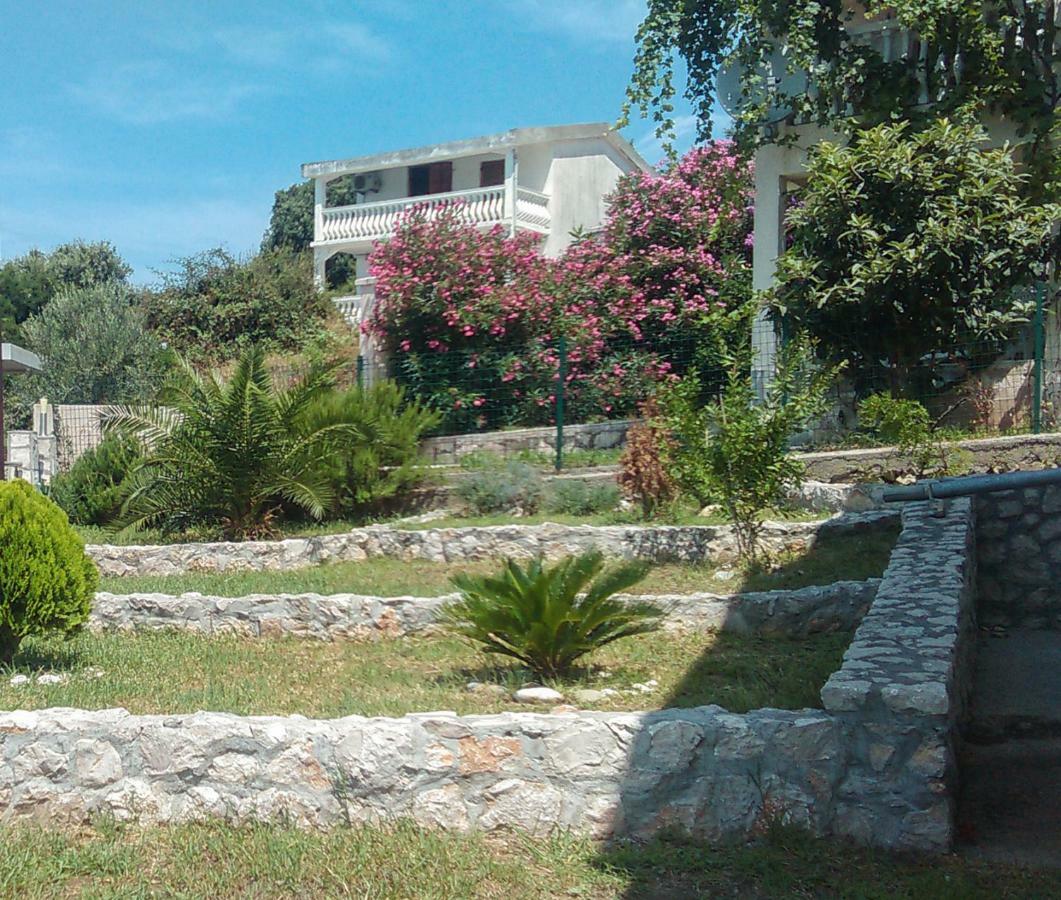 Villa Blanca Utjeha Bagian luar foto